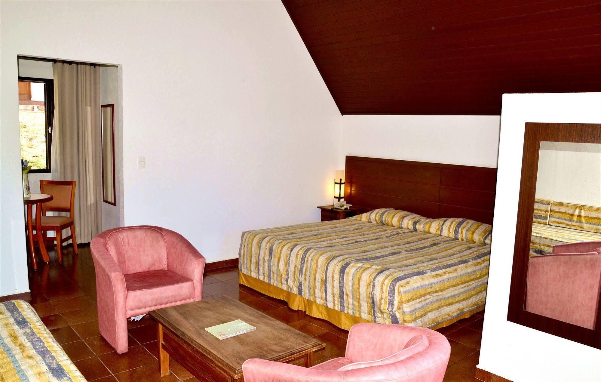 Hotel Estancia Atibainha - Resort & Convention Nazaré Paulista Екстериор снимка
