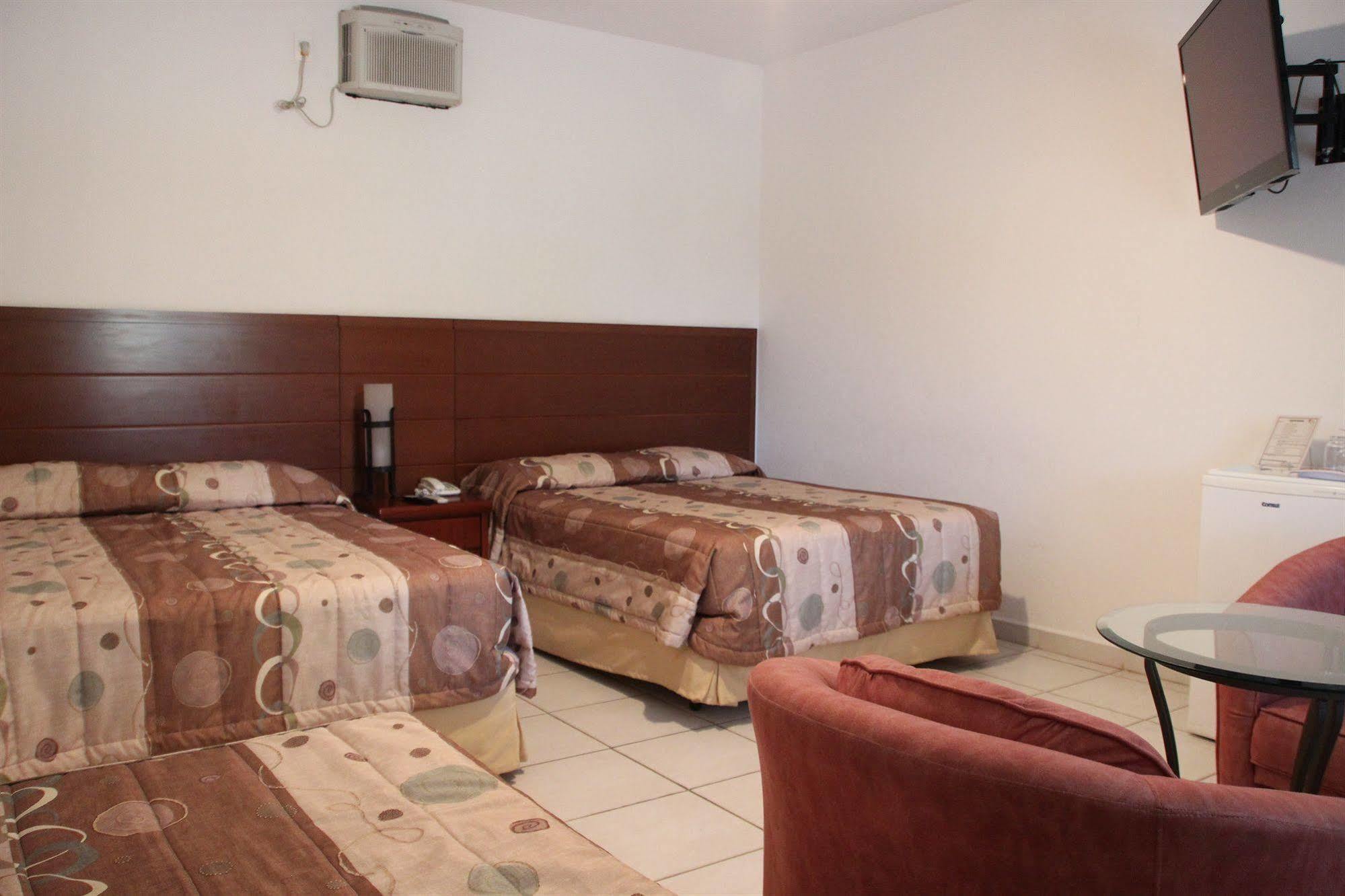 Hotel Estancia Atibainha - Resort & Convention Nazaré Paulista Екстериор снимка